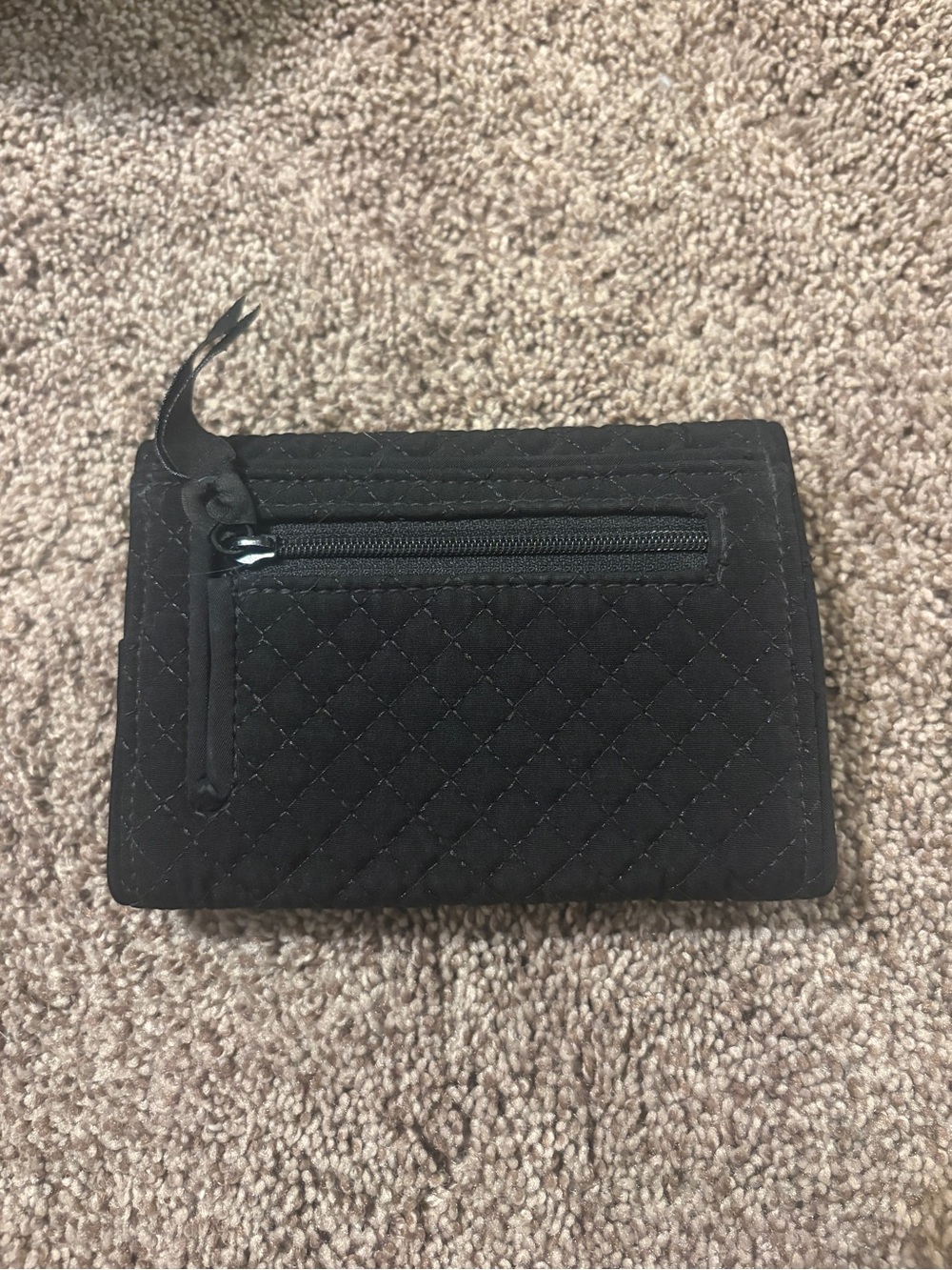 Vera Bradley Black Quilted Compact Wallet with Logo Plaque - Picture 2 of 7